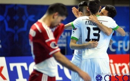 سرمربی قرقیزستان: تیم فوتسال ایران متعلق به سیاره‌ای دیگر است/ نباید بگذاریم ایرانی‌ها بازی معمول خود را به نمایش بگذارند