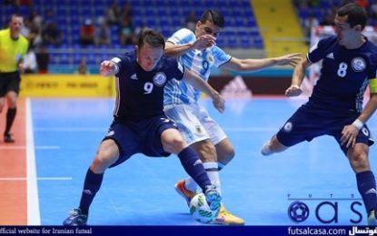 جام جهانی فوتسال۲۰۱۶؛ خط و نشان آذرباییجان در نخستین رقابت/ برتری میلیمتری آرژانتین برابر قزاقستان