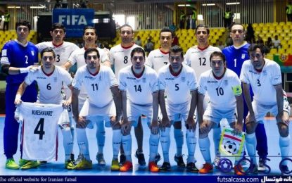 پس از کسب عنوان سوم جام جهانی برای اولین بار توسط ایران؛ تیم ملی فوتسال با استقبال مسئولین وارد تهران شد